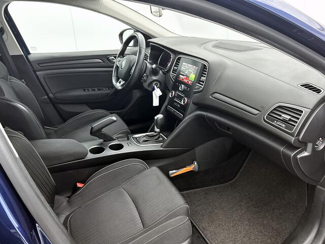 Renault MEGANE Estate 1.5 DCi Automaat Zen / Distributie vv bij 123Dkm / Cruise / Navi / LED / Carplay / Parkeer sensoren / Apk 06-2026
