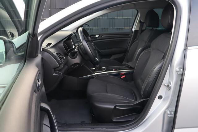 Renault MEGANE Estate 1.3 TCe Limited | Cruise Control | Stoelverwarming | Trekhaak | Navigatie | Climate Control | Carplay