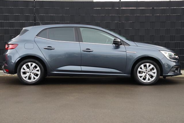 Renault MEGANE 1.3 TCe Limited | Cruise Control | Stoelverwarming | Trekhaak | Navigatie | Climate Control | Carplay