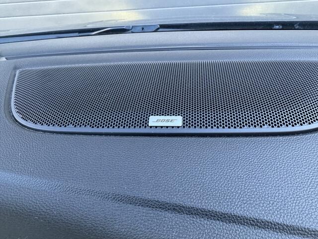 Renault MEGANE 1.3 TCe Bose