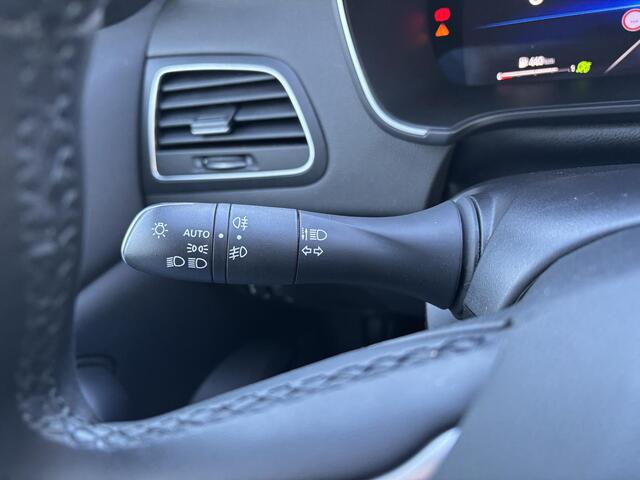 Renault MEGANE Estate 1.3 TCe 140 Techno -