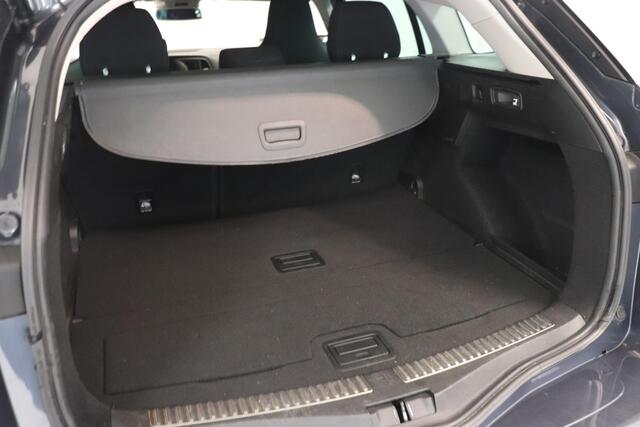 Renault MEGANE Estate 1.2 TCe GT-Line 130 Pk. | Camera | Trekhaak | Adaptieve cruise control | Navigatie | Sportstoelen | LED verlichting |