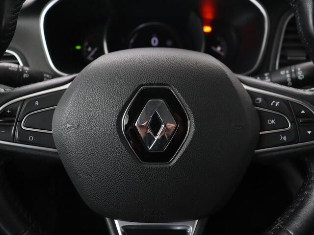 Renault MEGANE 1.5 dCi Limited | Camera | Navigatie | Half leder | Climate control | Dodehoek detectie | Keyless | Cruise control | Parkeerhulp