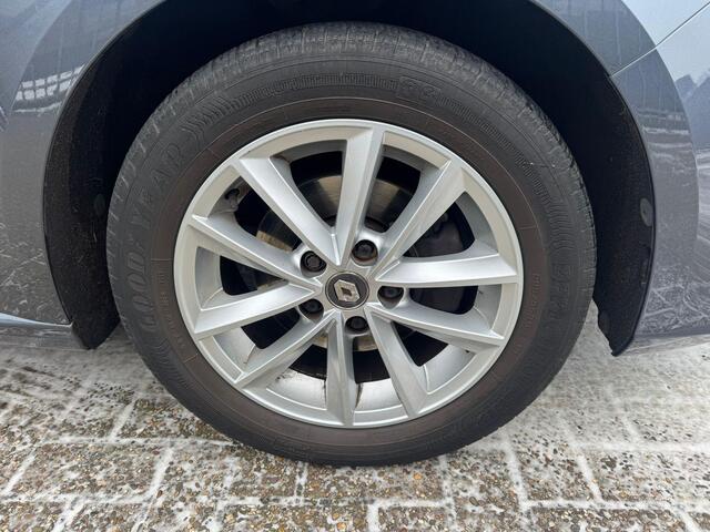 Renault MEGANE Estate 1.2 TCe Limited | 2e eigenaar | Automaat | Airco | Trekhaak | APK tot 29-09-2026 | NAP |