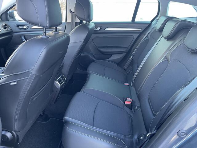 Renault MEGANE Estate 1.3 TCe 140 Techno | Trekhaak | Aanhangwagen geremd 1700 kg |