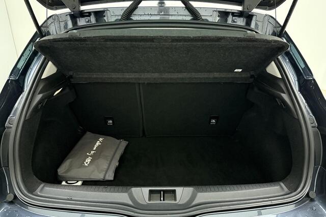 Renault MEGANE 1.3 TCe GT-Line | Navigatie | Apple Carplay/Android Auto | Climate & Cruise Control | Keyless Entry | LED koplampen | LM-velgen