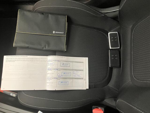 Renault MEGANE Estate 1.3 TCe Business Zen / Eerste Eigenaar / Dealer Onderhouden / Trekhaak 1700 KG / Camera / Navigatie / Apple CarPlay/Android Auto / Climate Control / Cruise Control /