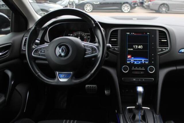 Renault MEGANE Estate 1.6 TCe GT / Trekhaak / Panoramadak / Camera / Navigatie / Parkeerhulp V+A / Sportstoelen / 18'' / Bose / Cruise Control