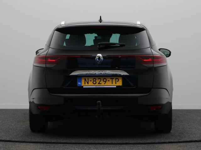 Renault MEGANE Estate 140pk TCe Intens | Trekhaak | 1700kg geremd | Stoel- stuurverwarming | Dealer onderhouden | Head-up display | Achteruitrijcamera |