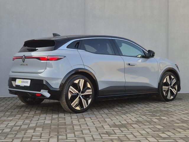 Renault MEGANE E-Tech EV60 Optimum Charge Iconic Automaat / Dealer onderhouden / Trekhaak / Pack Advanced Drive Assist / Elektrische stoelen / Massage functie / Actieradius 470 km / CCS snelladen / Stuur en Stoel verwarming /
