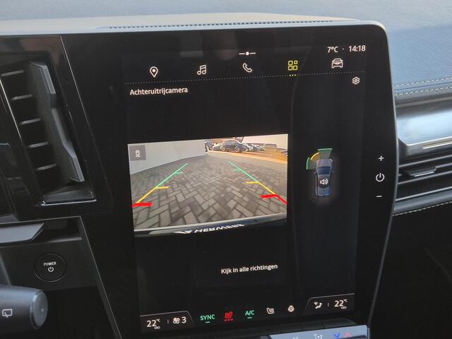 Renault MEGANE E-Tech EV60 Optimum Charge Iconic Automaat / Dealer onderhouden / Trekhaak / Pack Advanced Drive Assist / Elektrische stoelen / Massage functie / Actieradius 470 km / CCS snelladen / Stuur en Stoel verwarming /