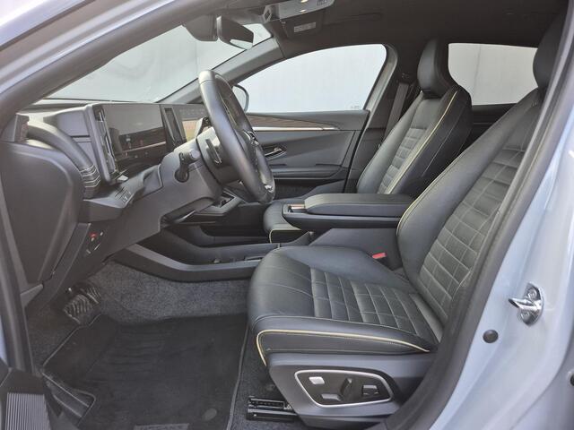 Renault MEGANE E-Tech EV60 Optimum Charge Iconic Automaat / Dealer onderhouden / Trekhaak / Pack Advanced Drive Assist / Elektrische stoelen / Massage functie / Actieradius 470 km / CCS snelladen / Stuur en Stoel verwarming /