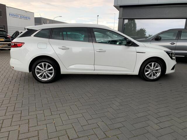 Renault MEGANE Estate 1.2 TCe Aut. Limited Navigatie