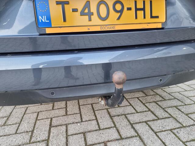 Renault MEGANE Estate 1.3 TCe 140 Techno | Navigatie | Achteruitrijcamera | Trekhaak |