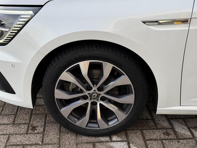 Renault MEGANE Estate 1.3 TCe 140 Techno | Trekhaak | NAP | Navigatie | Achteruitrijcamera | DAB | Key-less | Climate Control | LED | Dodehoek detectie |