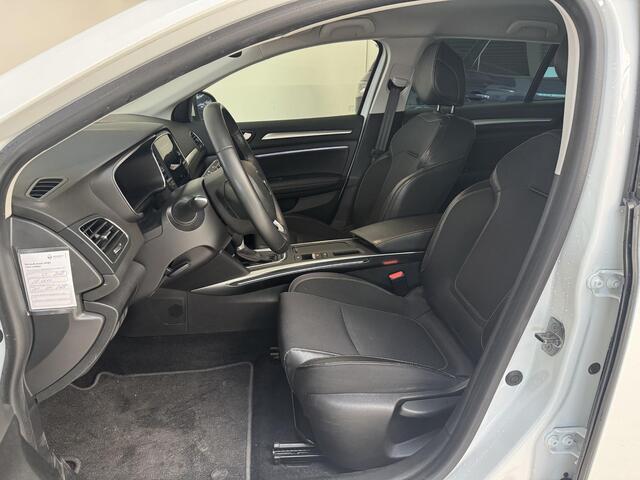 Renault MEGANE Estate 1.3 TCe 140 Techno | Navigatie | Camera | Trekhaak | All Season |