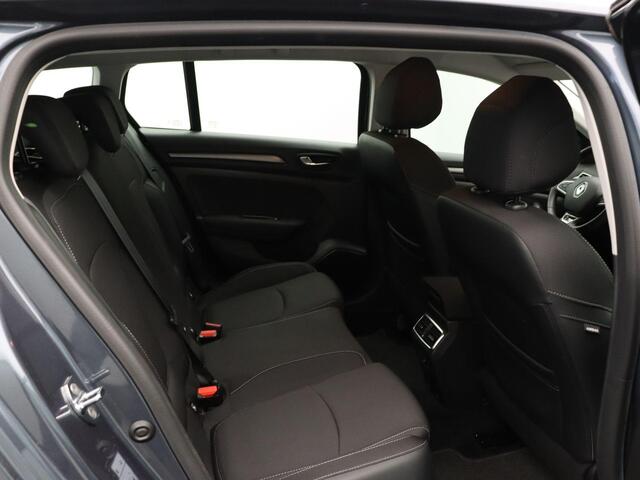 Renault MEGANE Estate E-Tech Plug-In Hybrid 160pk Business Zen | Trekhaak | Accu schore 88 | Dealer onderhouden | Achteruitrijcamera |