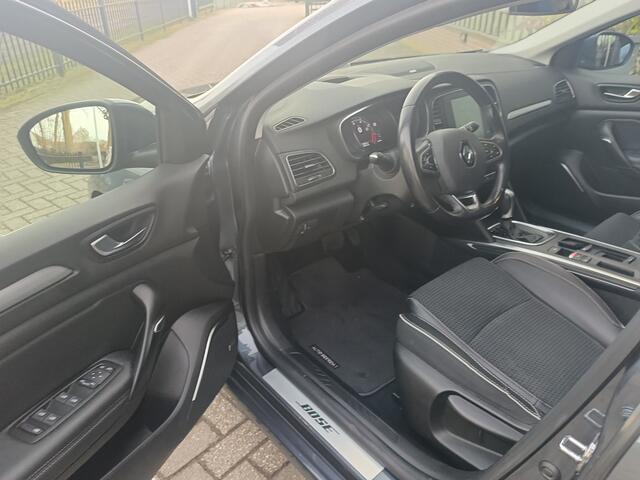 Renault MEGANE Estate 1.3 TCe Bose | Trekhaak | Airco | Automaat | Camera |