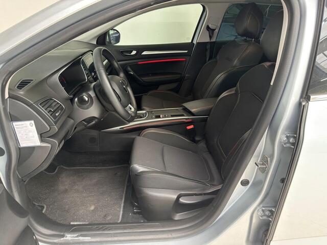 Renault MEGANE Estate 1.3 TCe 140 Techno | Navigatie | Camera | Trekhaak | All Season |