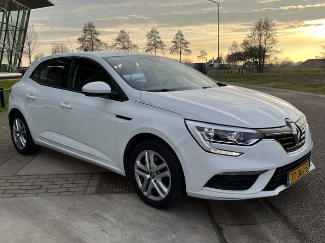 Renault MEGANE 1.5 dCi / Dealer onderhouden / Cruise / Climate /