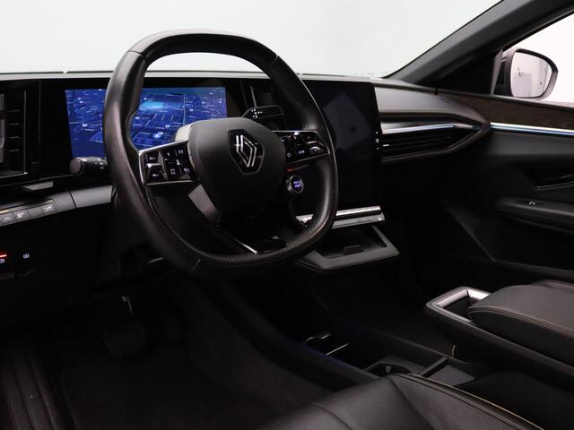 Renault MEGANE E-Tech EV60 220pk Optimum Charge Iconic 360° Camera | Adapt. cruise stop&go | Harman Kardon | Leder | Stoel-/stuurverwarming