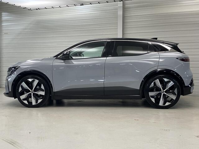 Renault MEGANE E-Tech EV60 Optimum Charge Equilibre / 470 KM WLTP / 3-Fase AC Laden / Google Maps Navigatie / Trekhaak / Camera / Stoel- en Stuurverwarming / 20 Inch Wielen / Digitaal Dashboard / Climate Control / Adaptive Cruise Control /