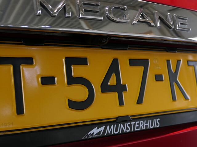 Renault MEGANE Estate 1.3 TCe 140 Techno *AUTOMAAT!* - Sensor v+a - Camera - Cruise - Apple carplay/ Android auto
