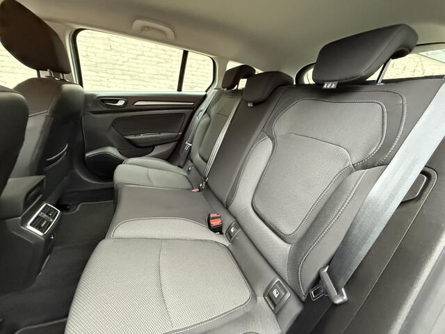 Renault MEGANE Estate 1.3 TCe140 Equilibre