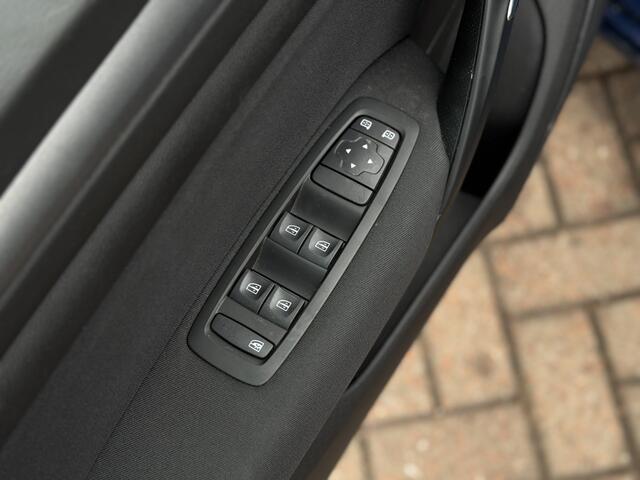 Renault MEGANE Estate 1.3 TCe Zen | Led Koplampen | Navigatie | Bluetooth | PDC V+A | Clima | Cruise | RIJKLAARPRIJS INCL 12 MAANDEN GARANTIE EN BEURT