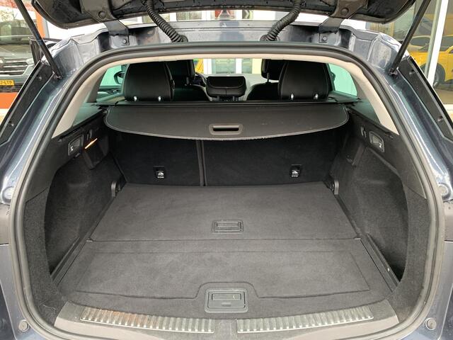 Renault MEGANE Estate 1.3 TCe Bose | Automaat | dodehoekdetectie