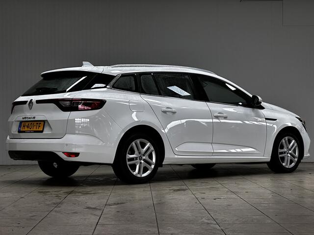Renault MEGANE Estate 1.3 TCe Zen/ Apple + Android/ DAB+/ Navi/ Clima/ Cruise/ Elek. pakket/ Isofix/ Bluetooth/ Armsteun/ Multi. LEDER. Stuur/ Mistl./ PDC V+A/ Chroom/ Dakrails.