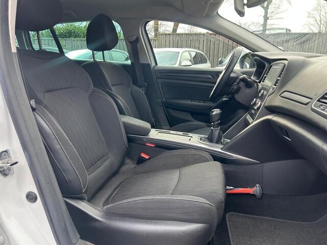 Renault MEGANE 1.3 TCE LIMITED, LED, Cruise, Navi