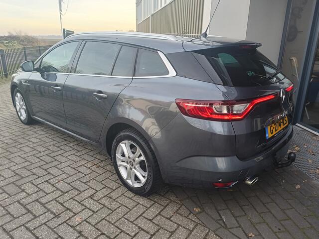 Renault MEGANE Estate 1.3 TCe Bose | Trekhaak | Airco | Automaat | Camera |
