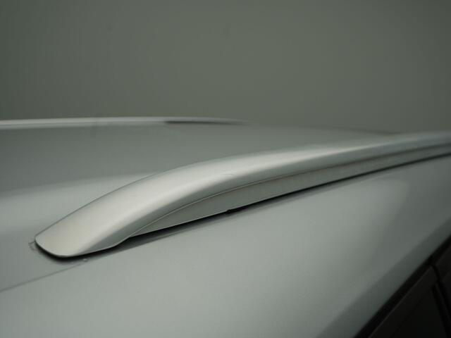 Renault MEGANE Estate TCe 160 EDC Business Edition One - RIJKLAARPRIJS - Unieke auto! - Automaat - Achteruitrijcamera - Cruise Control - Elektrisch glazen schuif-/kanteldak