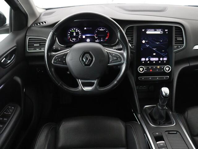 Renault MEGANE 1.3 TCe Business Edition One | Panoramadak | Leder | Stoelverwarming | Massage | Camera | Carplay | Keyless | Full LED | Navigatie | Cruise control