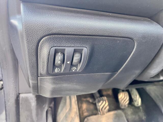 Renault MEGANE Estate 1.3 TCe Intens