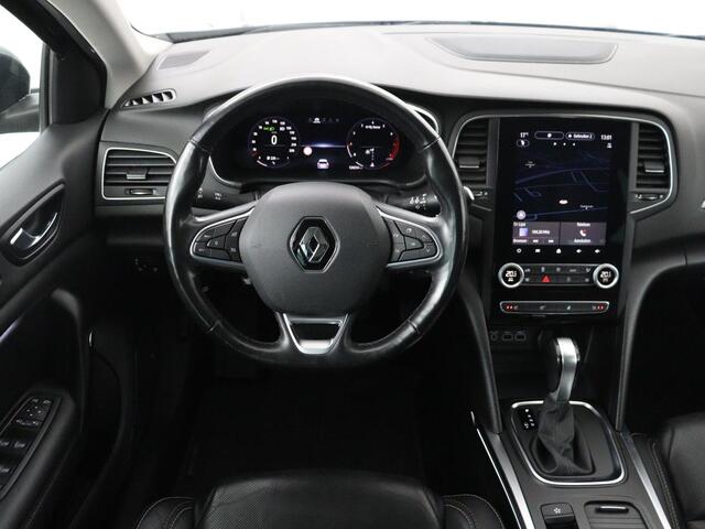 Renault MEGANE 1.3 TCe Business Edition One | Leder | Stoelverwarming | Trekhaak | Camera | Carplay | Navigatie | Keyless | Park Assist | Full LED | Stuurverwarming | Bluetooth | Cruise control | Climate control