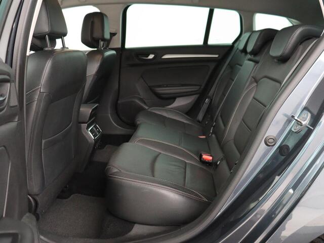 Renault MEGANE 1.3 TCe Business Edition One | Leder | Stoelverwarming | Trekhaak | Camera | Carplay | Navigatie | Keyless | Park Assist | Full LED | Stuurverwarming | Bluetooth | Cruise control | Climate control