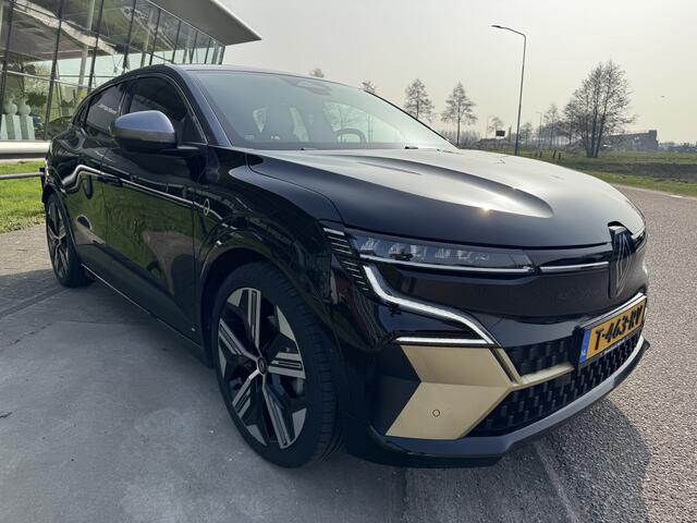 Renault MEGANE E-Tech EV60 220 Optimum Charge Iconic
