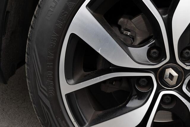 Renault MEGANE Estate 1.3 TCe Bose | CAMERA | TREKHAAK |