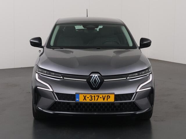 Renault MEGANE E-Tech EV60 Optimum Charge Business Ed. Evolution | SOH 96,4% | Trekhaak | Cruise Control Adaptief | Apple Carplay/Android Auto | Dodehoekdetectie | Stoelverwarming |