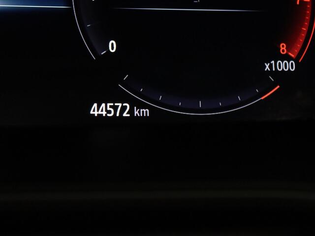 Renault MEGANE Estate TCe 140pk Techno EDC/AUTOMAAT Camera | Climate | Navi | Parksens. v+a | Stoelverwarming