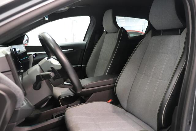 Renault MEGANE E-Tech EV60 Optimum Charge Iconic | SOH 95% | Navigatie | Camera | Warmtepomp | Winterpakket |