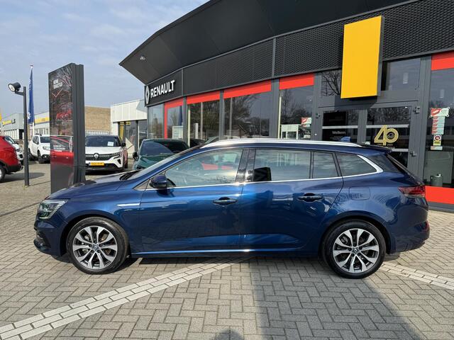 Renault MEGANE Estate E-Tech Plug-In Hybrid 160 Intens | Pack Parking | Head-up Display | Verwarmbare voorstoelen |