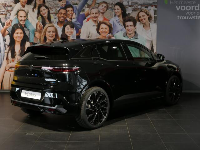 Renault MEGANE E-Tech comfort range esprit alpine 60 kWh - NIEUW! - 360 Camera - Harman Kardon - Camera in binnenspiegel - Parkeerassistent