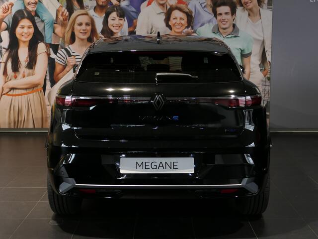 Renault MEGANE E-Tech comfort range esprit alpine 60 kWh - NIEUW! - 360 Camera - Harman Kardon - Camera in binnenspiegel - Parkeerassistent