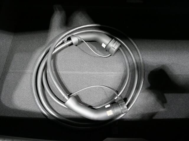 Renault MEGANE E-Tech comfort range esprit alpine 60 kWh - NIEUW! - 360 Camera - Harman Kardon - Camera in binnenspiegel - Parkeerassistent