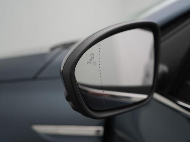 Renault MEGANE Estate TCe 140 Techno - RIJKLAARPRIJS - All Seasonbanden - Achteruitrijcamera - Cruise Control - Dealeronderhouden