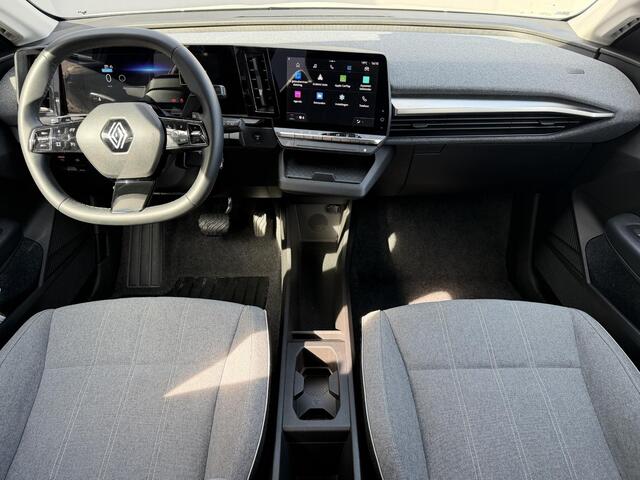 Renault MEGANE E-Tech EV40 Boost Charge Equilibre Automaat / Dealer Onderhouden / Achteruitrijcamera / Navigatie Apple Carplay Android / 18" LM met All season banden / DAB /