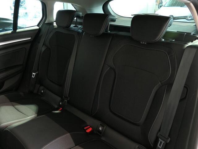 Renault MEGANE Estate 1.3 TCe 140 Techno - Trekhaak - Dodehoek - Parkeerassistent - Allseasons